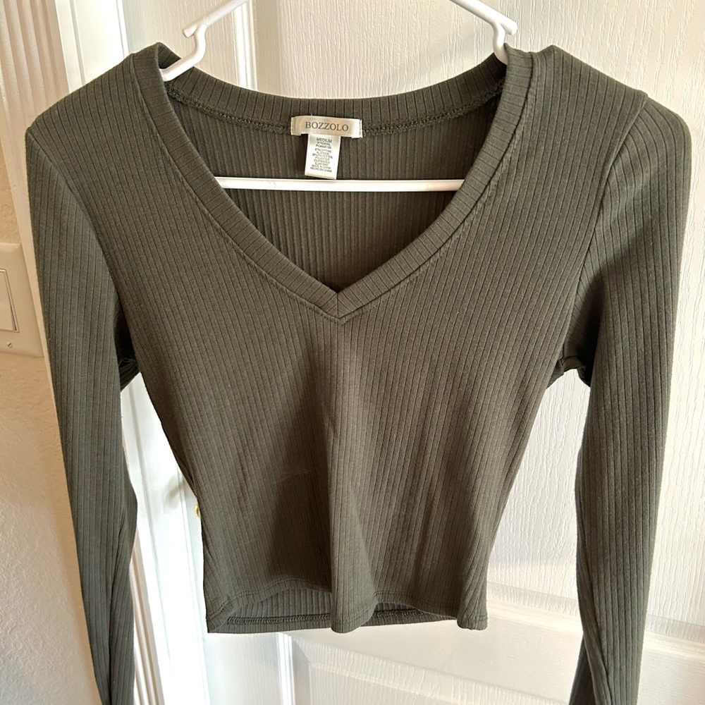 Bozzolo Olive Ribbed V-Neck Long Sleeve Top